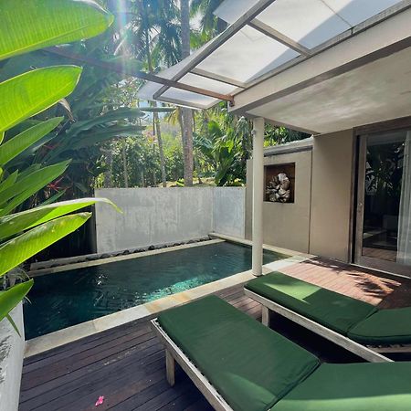 Svarga Resort Lombok Senggigi Exteriör bild