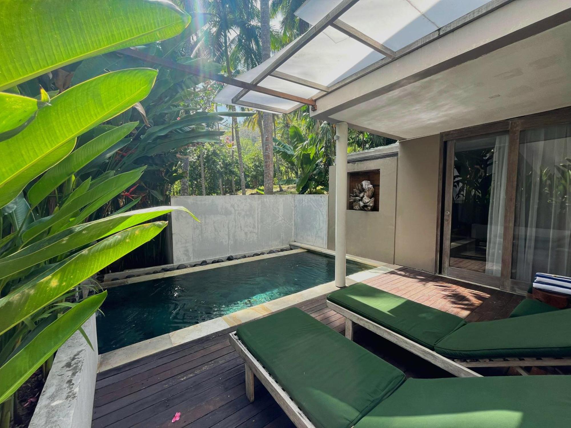 Svarga Resort Lombok Senggigi Exteriör bild